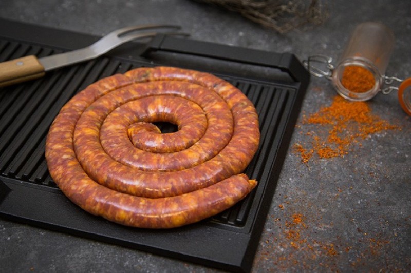 Saucisse fraîche fine au piment d'espelette AOP