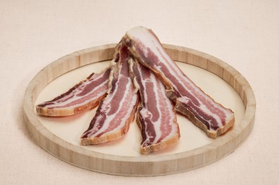Poitrine salée séchée en tranches - charcuterie Millas