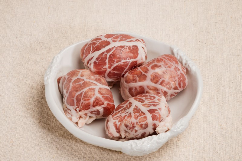 Paupiettes de porc ) charcuterie Millas Paupiettes de porc ) charcuterie Millas