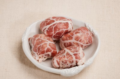 Paupiettes de porc ) charcuterie Millas