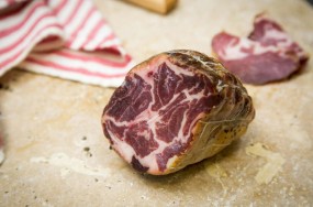 Coppa ou rôti salé séché